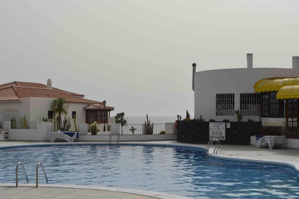 Villa Tranquila, Playa Del Duque أذيخي المظهر الخارجي الصورة
